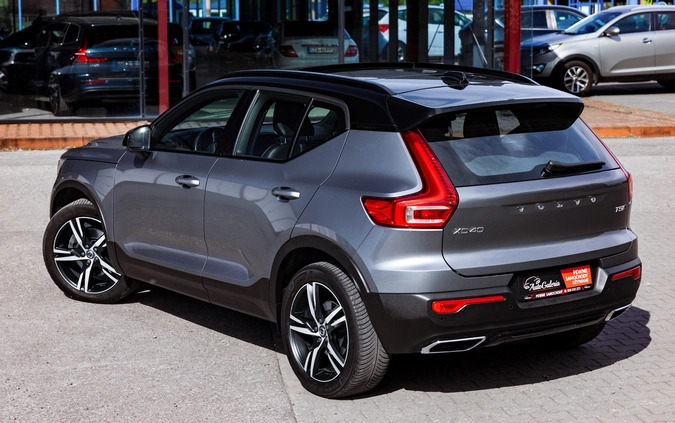 Volvo XC 40 cena 119900 przebieg: 147615, rok produkcji 2019 z Golub-Dobrzyń małe 781